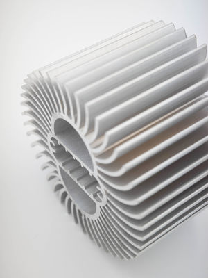 Αντιοξειδωτική σταθερή εξώθηση Heatsink, αυτοκίνητα εξωθημένα σχεδιαγράμματα αργιλίου αλουμινίου