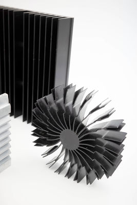 Αντιοξειδωτική σταθερή εξώθηση Heatsink, αυτοκίνητα εξωθημένα σχεδιαγράμματα αργιλίου αλουμινίου