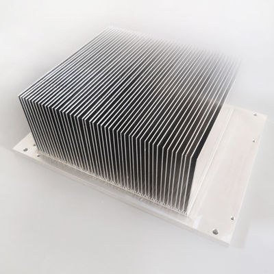 Συνδεμένο κράμα αντιδιαβρωτικό Heatsink πτερυγίων ηλεκτρονικό για τη συσκευή δύναμης